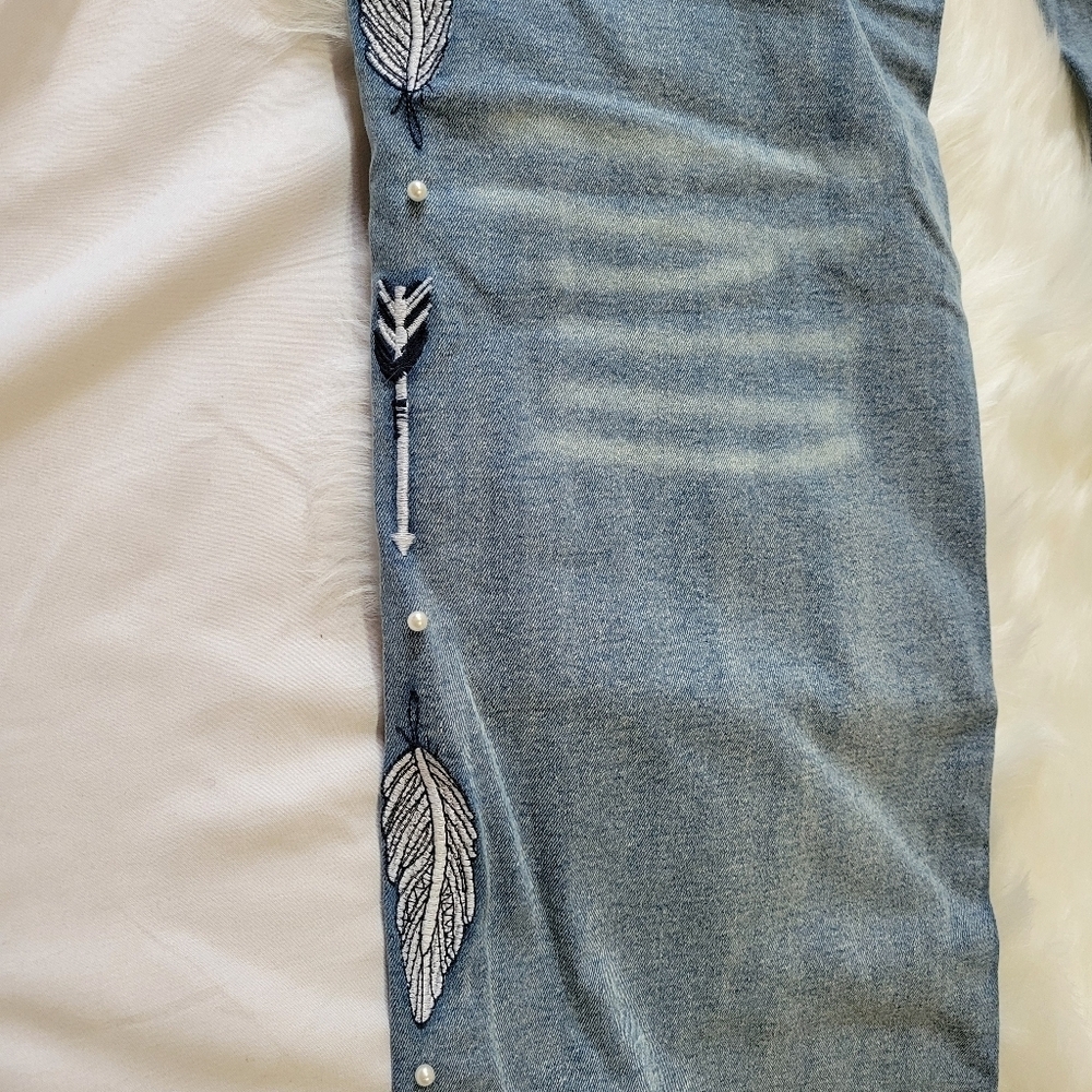 Elegant Light Blue Straight Jeans - Picture 8 of 13